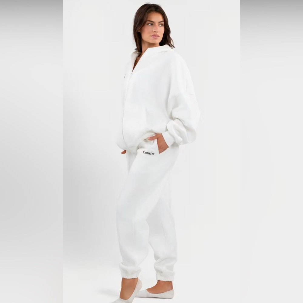 Cmfrt Cloud zip up hoodie and sweatpants